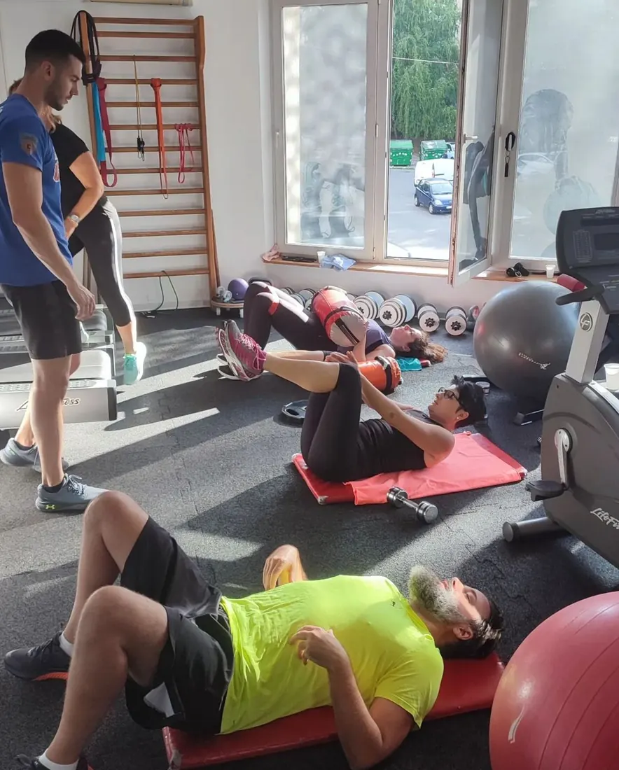 Групни тренинг на струњачама